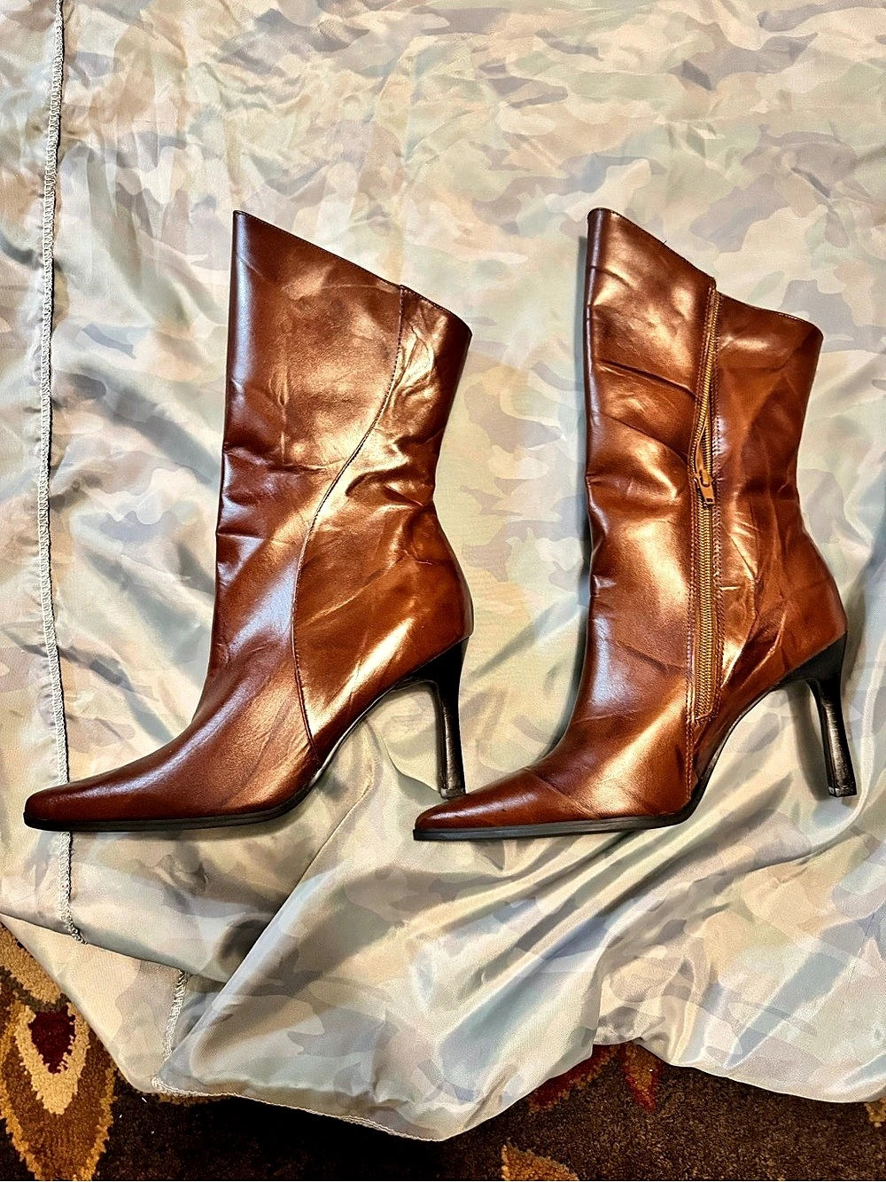 Pointed Toe Heeled Boots in Brown Like New